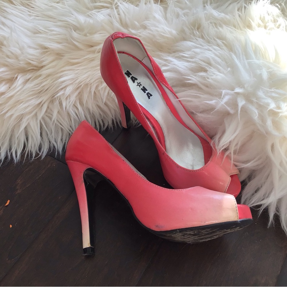 Gradient pink leather high heels with platform.